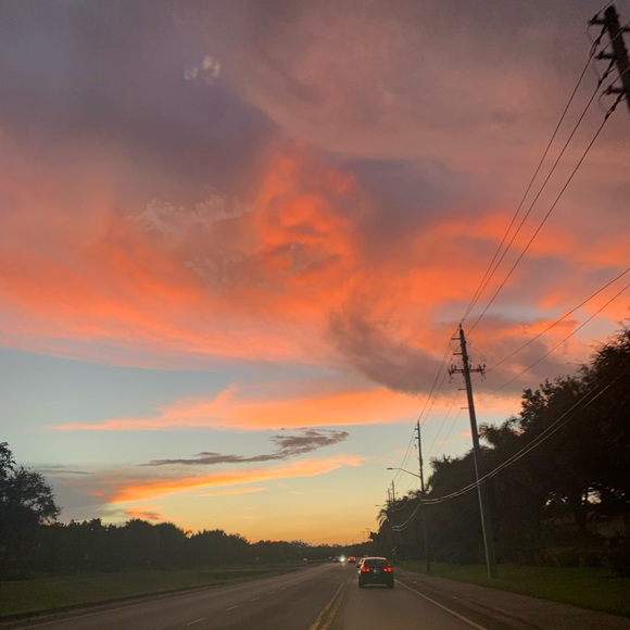 Meet your Posher - Picture 2 of 5